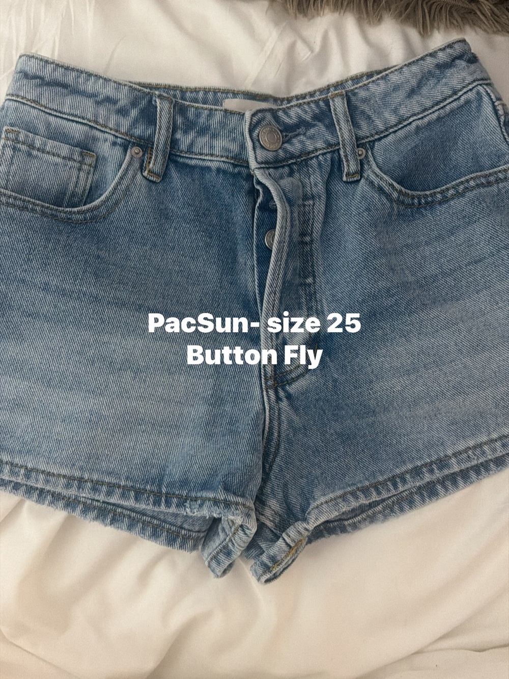 PacSun Light Wash Denim Button-Fly Shorts